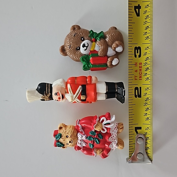 Hallmark/Russ Holiday Pins - Picture 8 of 9